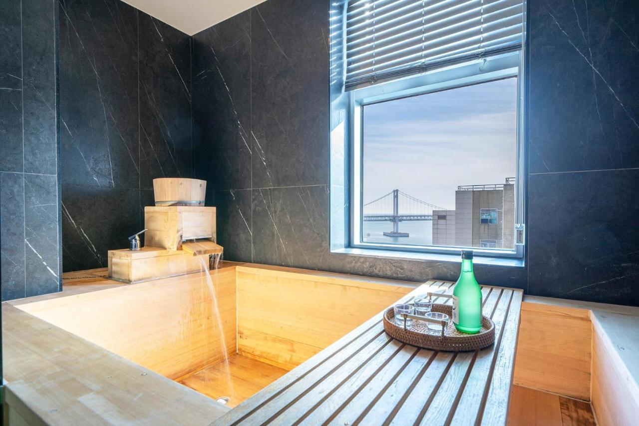 Gwanganli The Club Hotel Busan Dış mekan fotoğraf